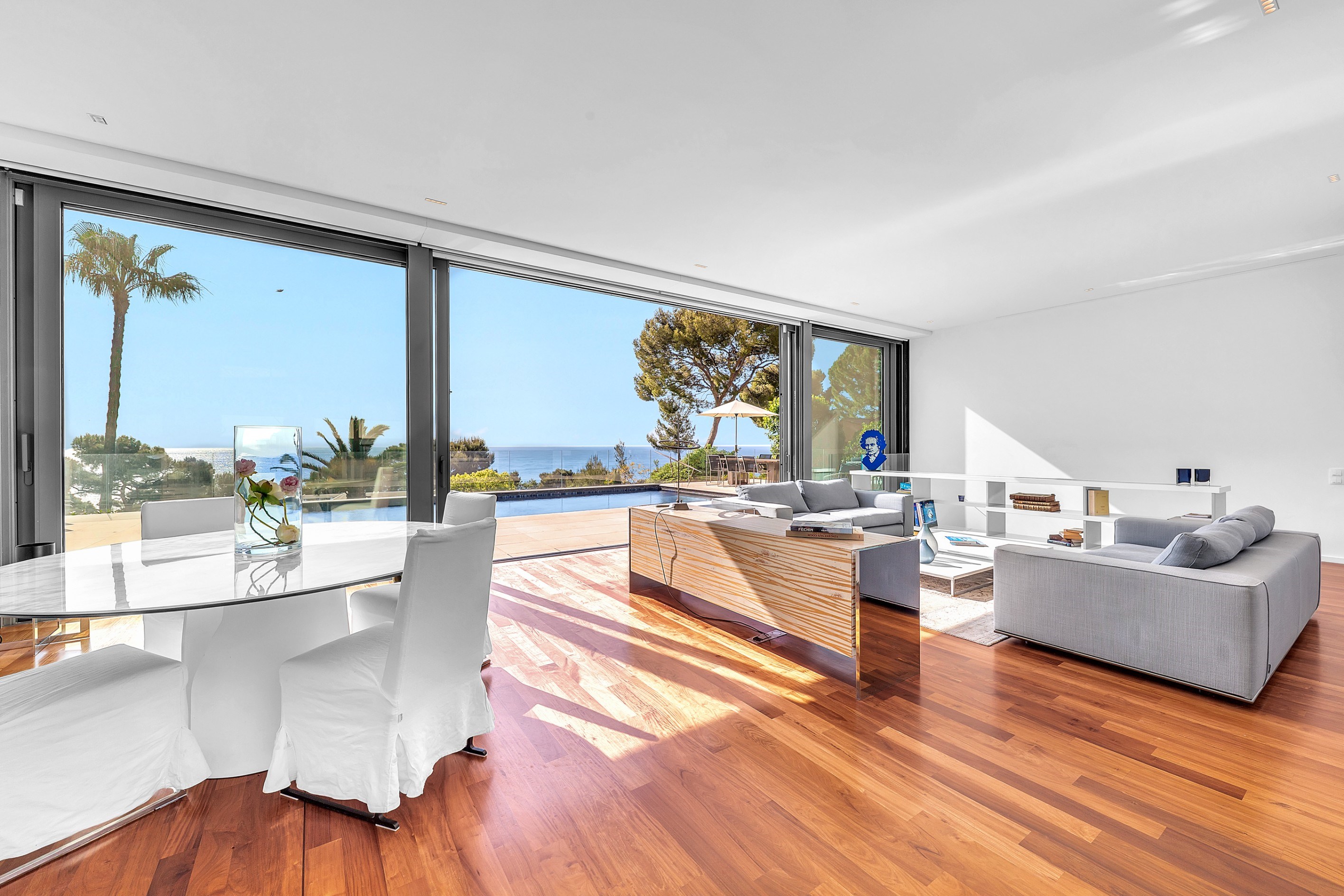  Architect-designed contemporary villa with panoramic sea views in Èze-sur-Mer - 物件實景