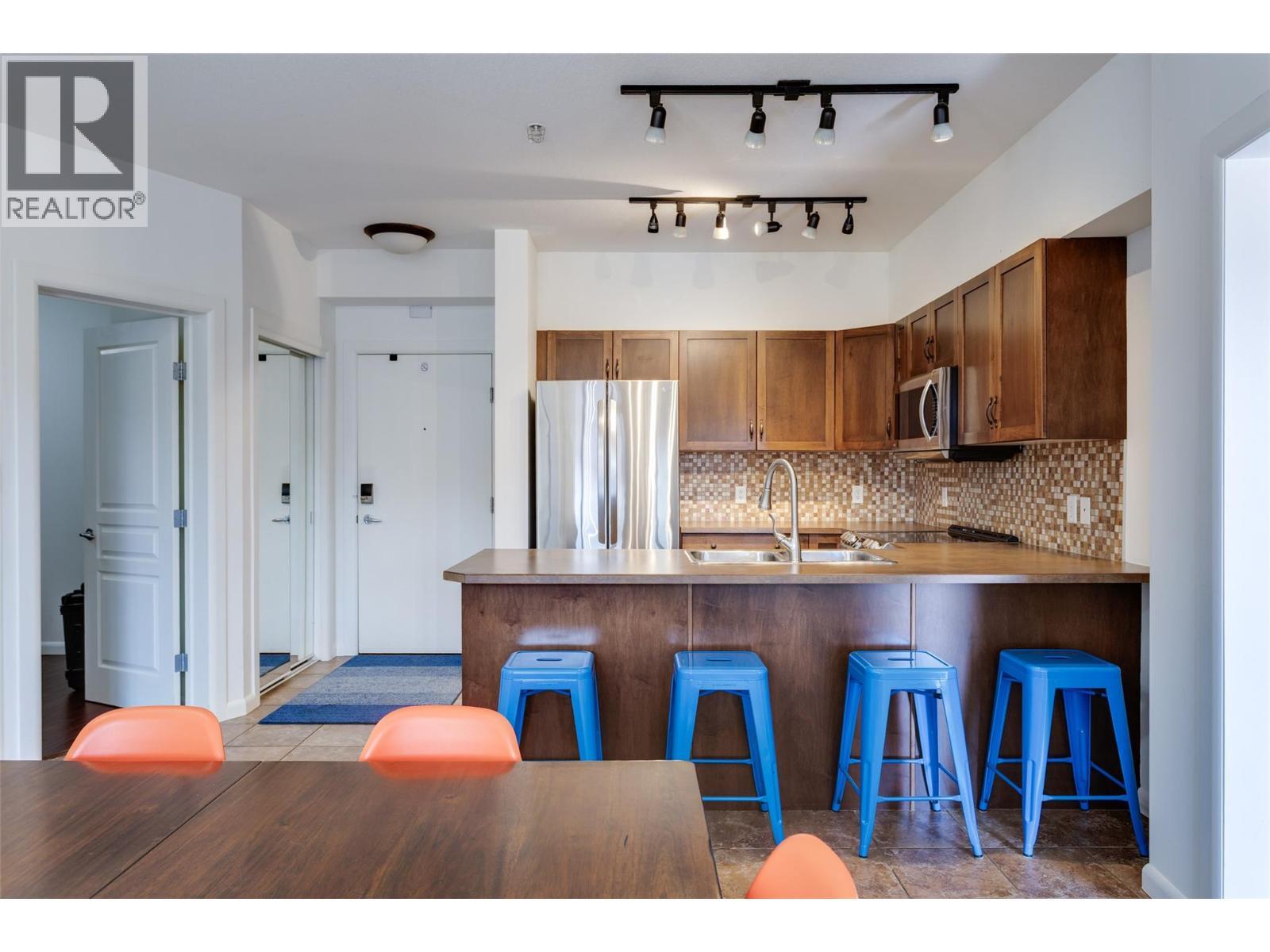 KELOWNA, British Columbia, V1W 3G7, CA, 2 Bedrooms Bedrooms, ,2 BathroomsBathrooms,Residential,For Sale,1960656