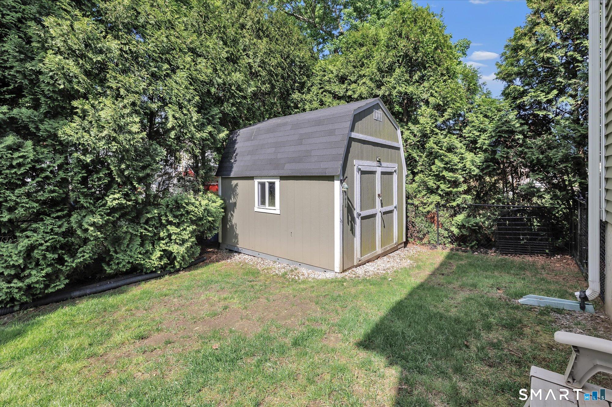 Ansonia, Connecticut, 06401, United States, 4 Bedrooms Bedrooms, ,4 BathroomsBathrooms,Residential,For Sale,2048150