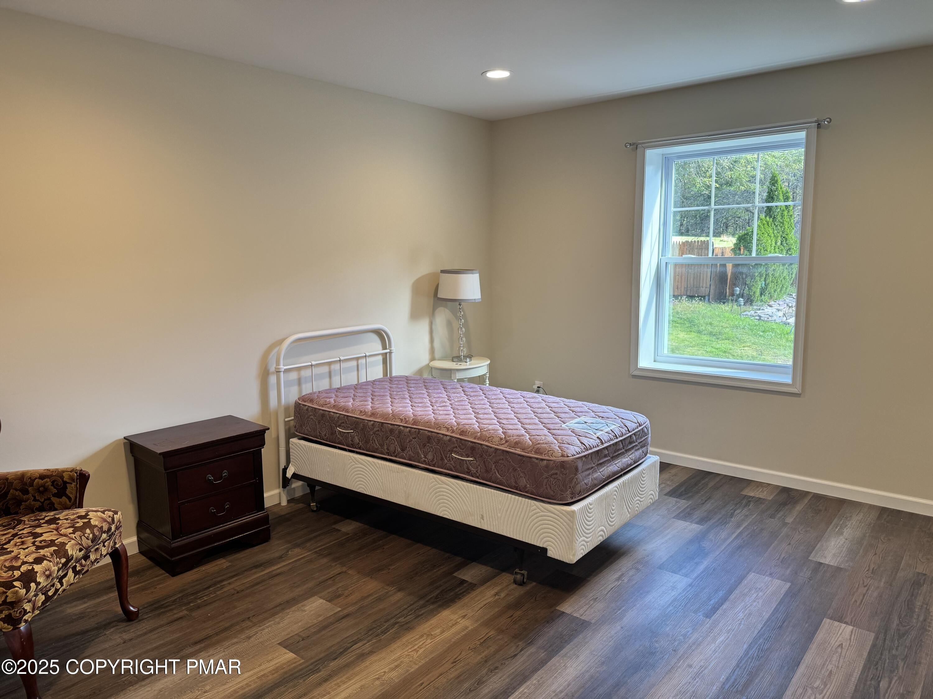 Blakeslee, Pennsylvania, 18610, United States, 5 Bedrooms Bedrooms, ,4 BathroomsBathrooms,Residential,For Sale,1937474