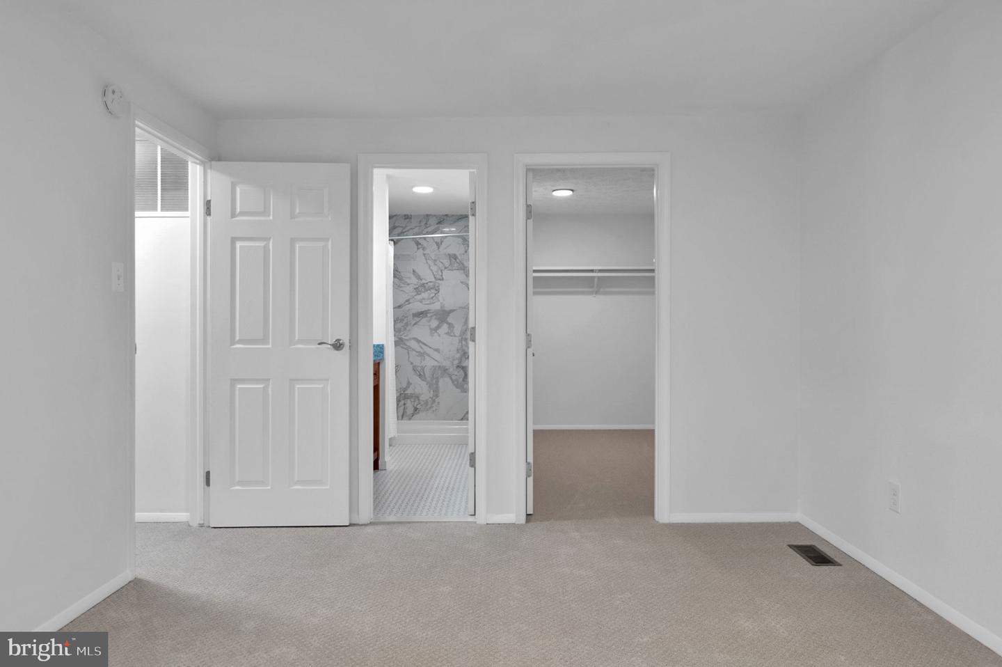 Fairfax, Virginia, 22030, United States, 4 Bedrooms Bedrooms, ,3 BathroomsBathrooms,Residential,For Sale,1896829