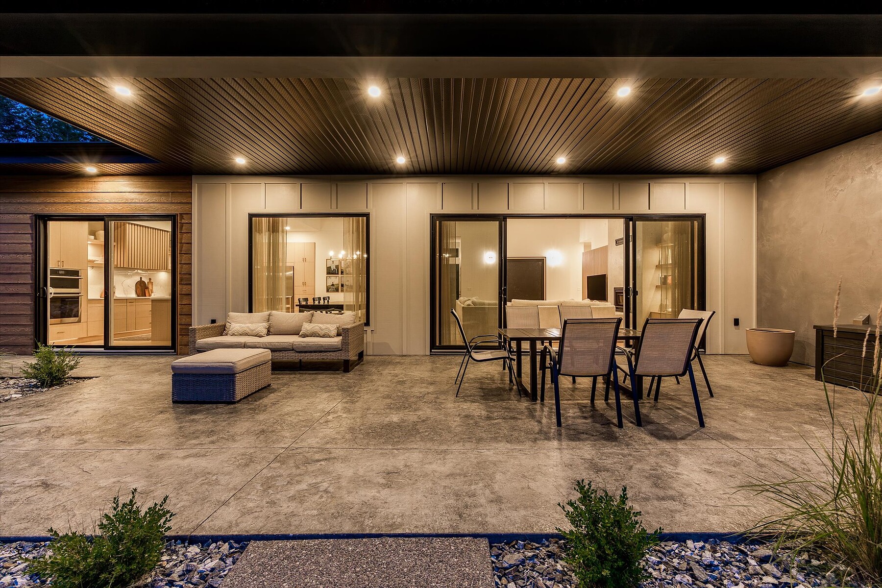 Gorgeous Custom Home - 物件實景