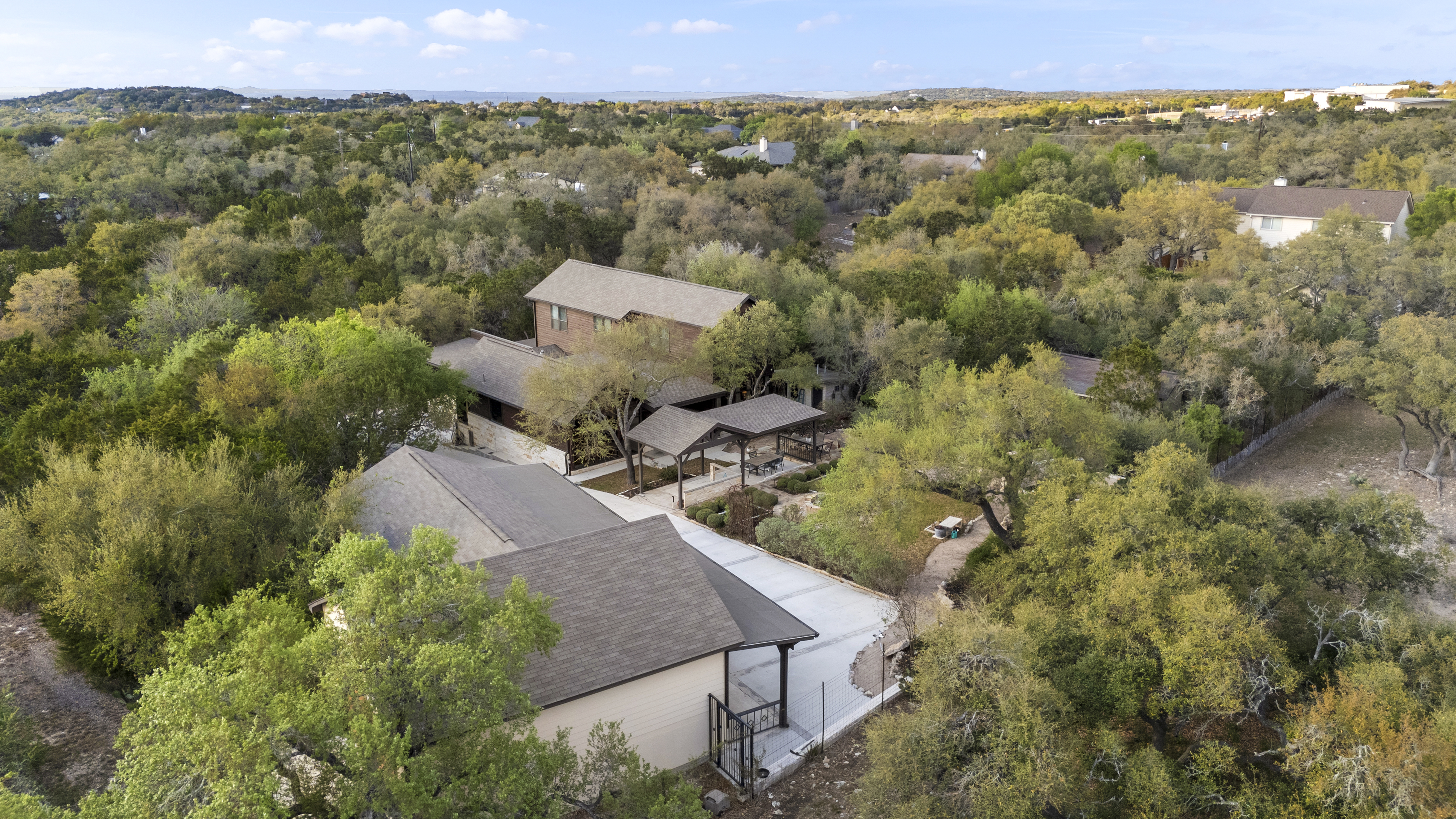  Spring Branch Luxury on 2.3 Acres - 物件實景