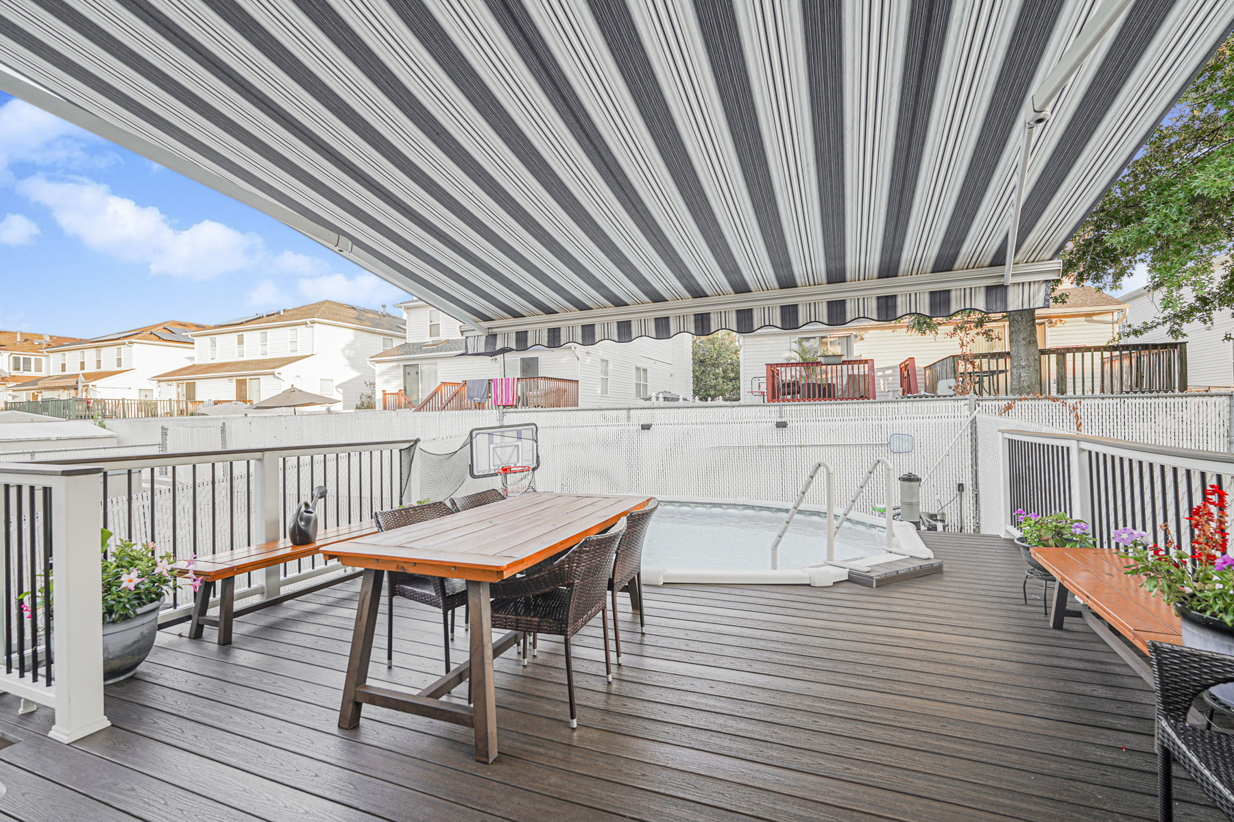Staten Island, New York, 10309, United States, 3 Bedrooms Bedrooms, ,2 BathroomsBathrooms,Residential,For Sale,1935942