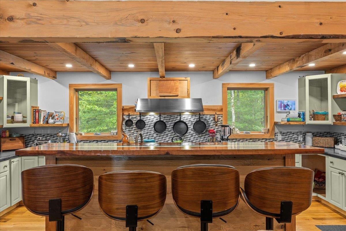 Johnson, Vermont, 05656, United States, 3 Bedrooms Bedrooms, ,2 BathroomsBathrooms,Residential,For Sale,1948008