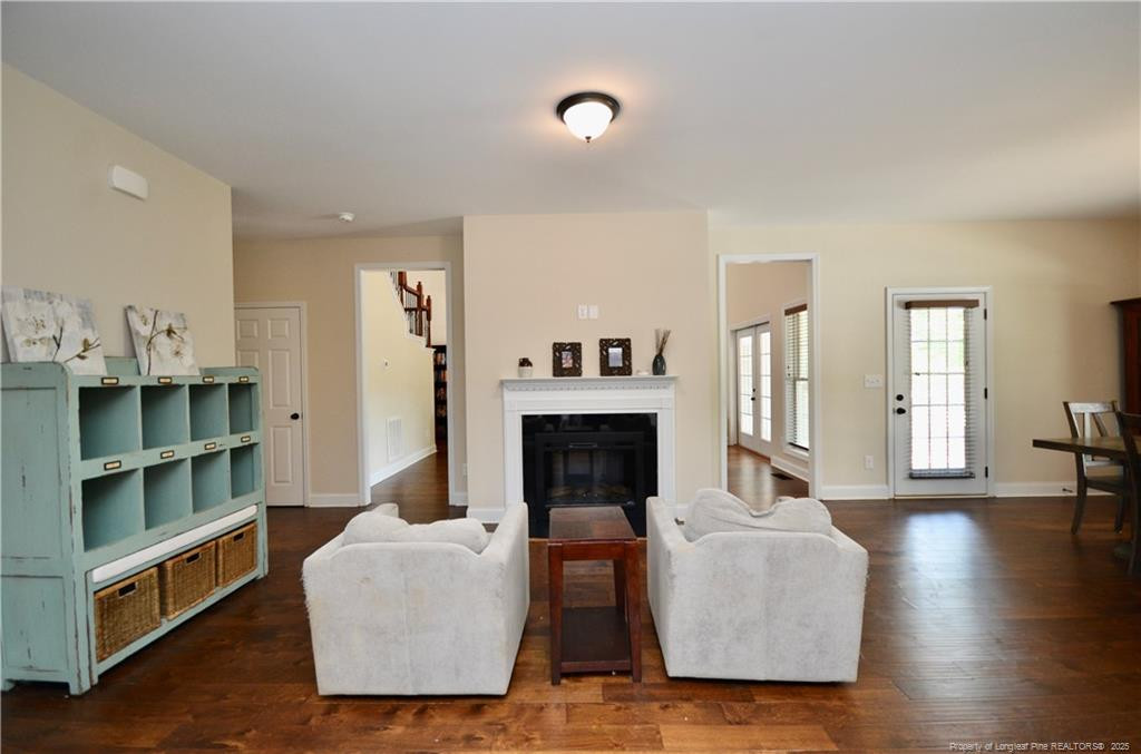 Wade, North Carolina, 28395, United States, 4 Bedrooms Bedrooms, ,5 BathroomsBathrooms,Residential,For Sale,1779432