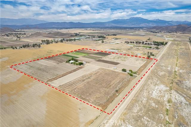 Winchester, California, 92596, United States, 5 Bedrooms Bedrooms, ,3 BathroomsBathrooms,Residential,For Sale,1870812