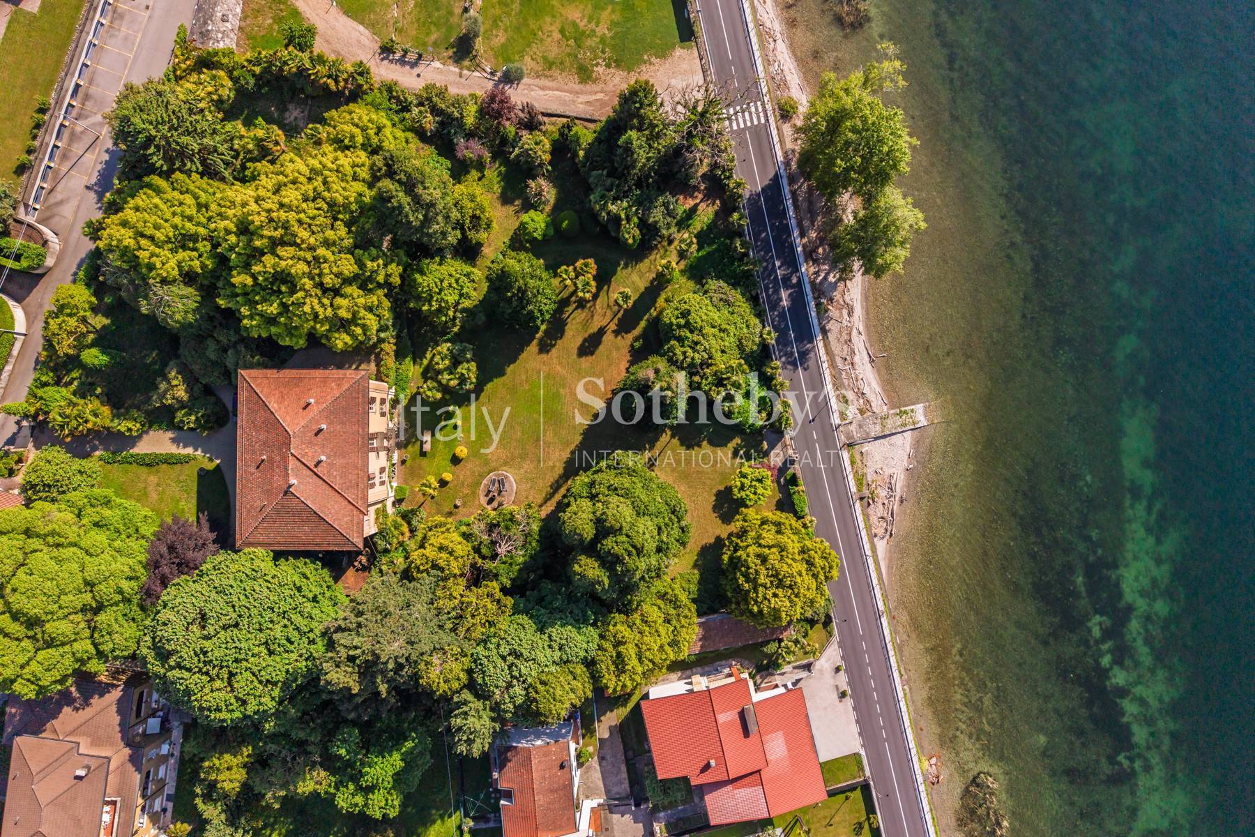  Prestigious and exclusive lakefront Art Nouveau villa - 物件實景