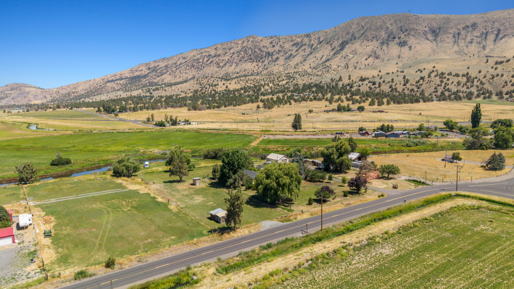 KLAMATH FALLS, Oregon, 97603, United States, 3 Bedrooms Bedrooms, ,2 BathroomsBathrooms,Residential,For Sale,1984285