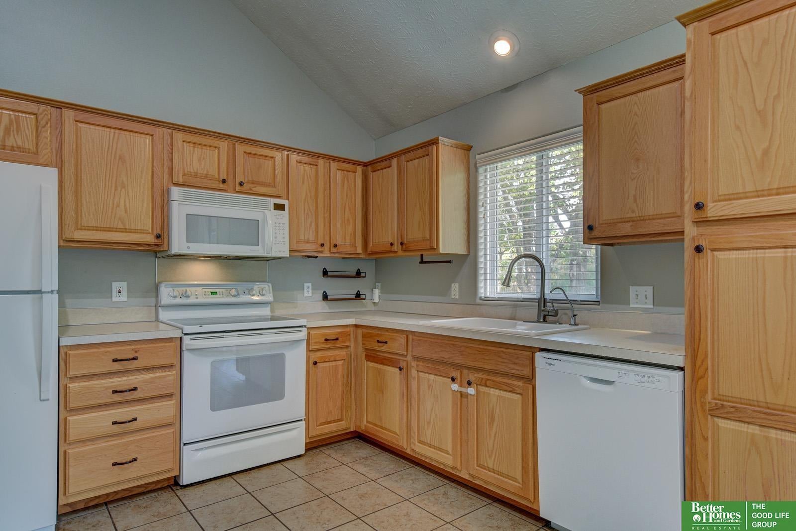 Mary St, Omaha, NE 68164 #1