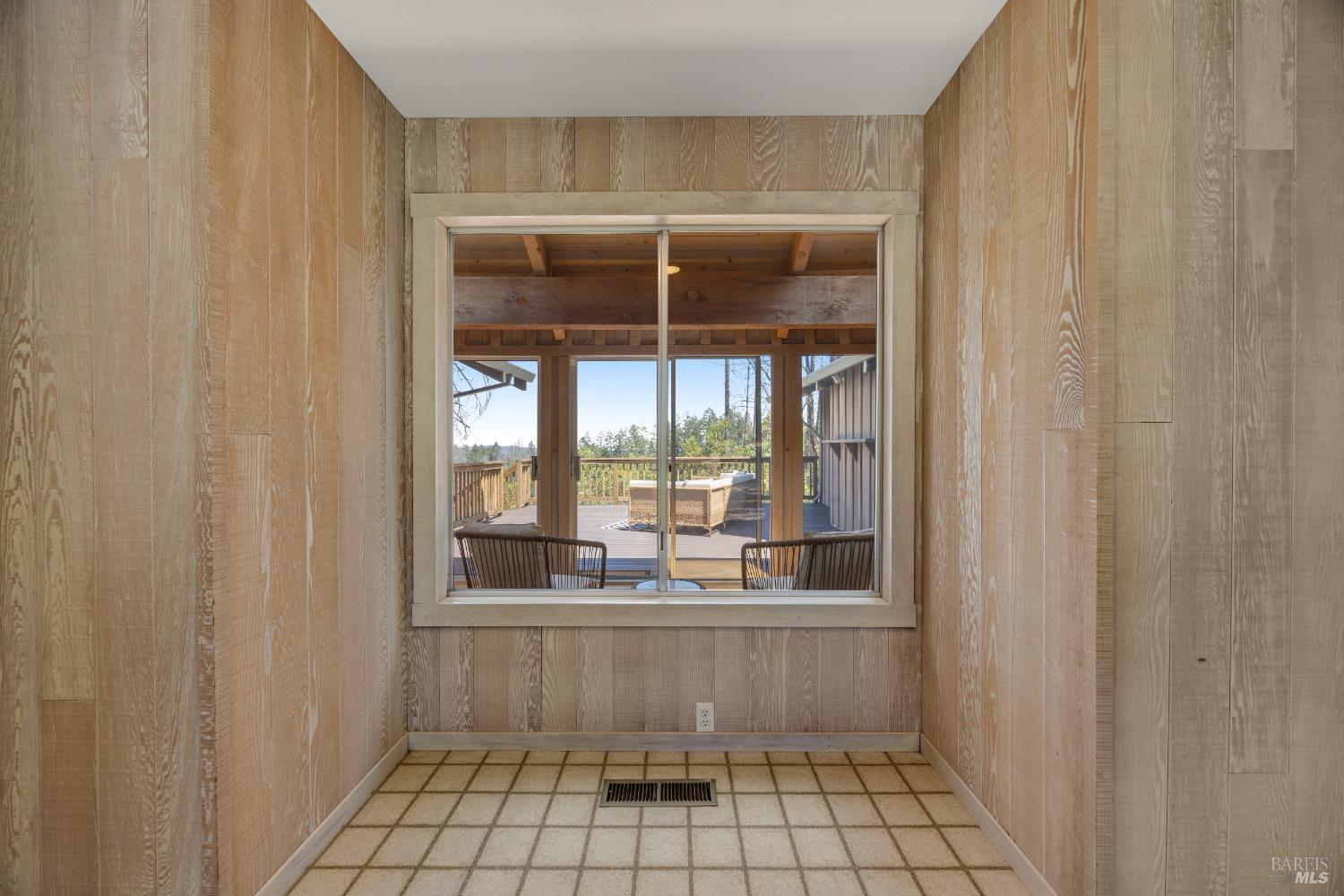 St. Helena, California, 94574, United States, 2 Bedrooms Bedrooms, ,2 BathroomsBathrooms,Residential,For Sale,1975213