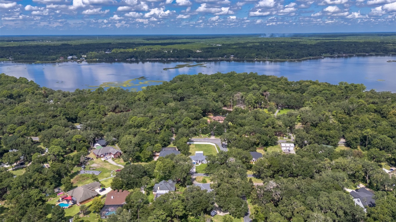 Fernandina Beach, Florida, 32034, United States, 3 Bedrooms Bedrooms, ,2 BathroomsBathrooms,Residential,For Sale,1916317