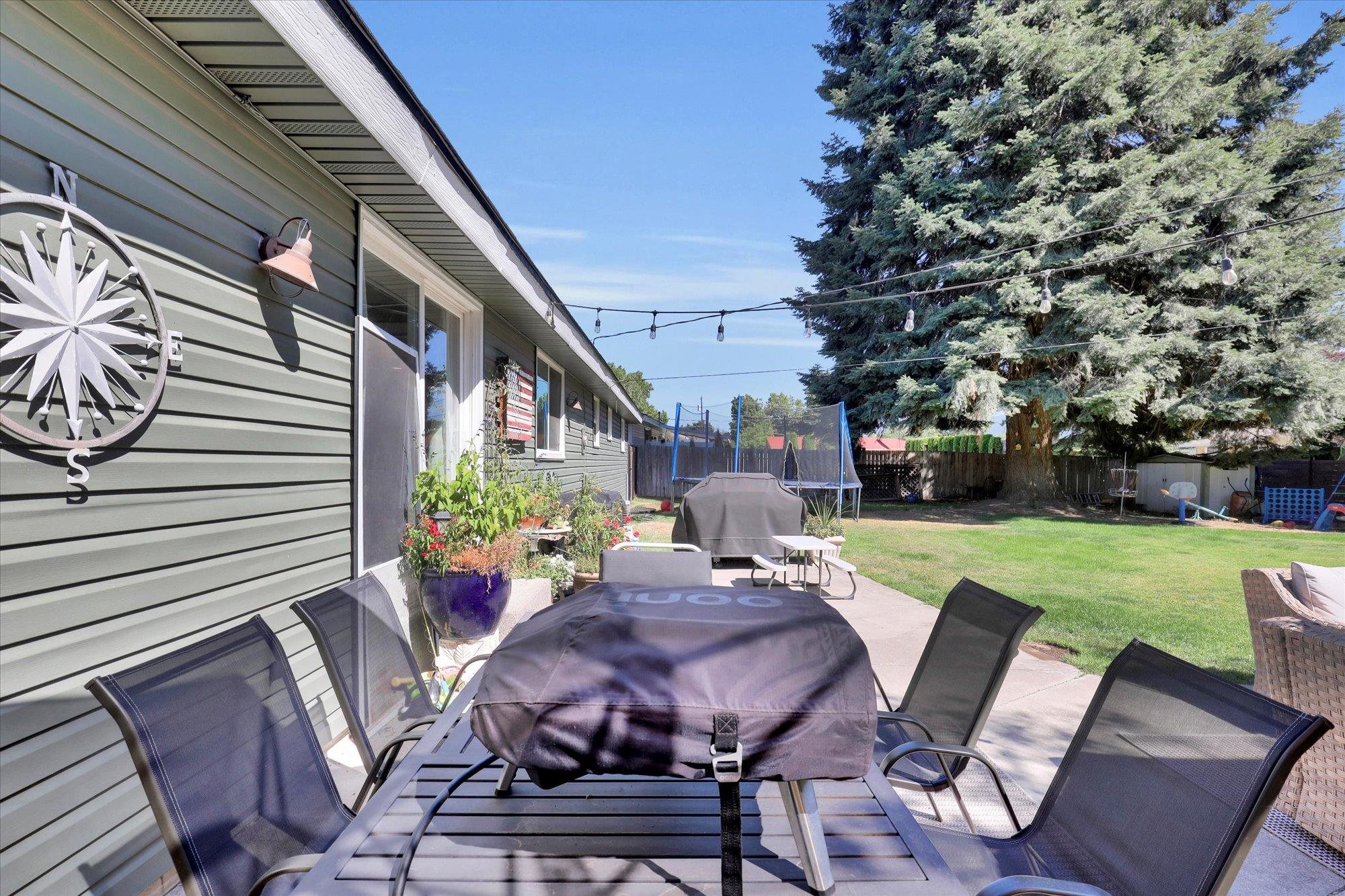 Spokane Valley, Washington, 99216, United States, 4 Bedrooms Bedrooms, ,3 BathroomsBathrooms,Residential,For Sale,1927363