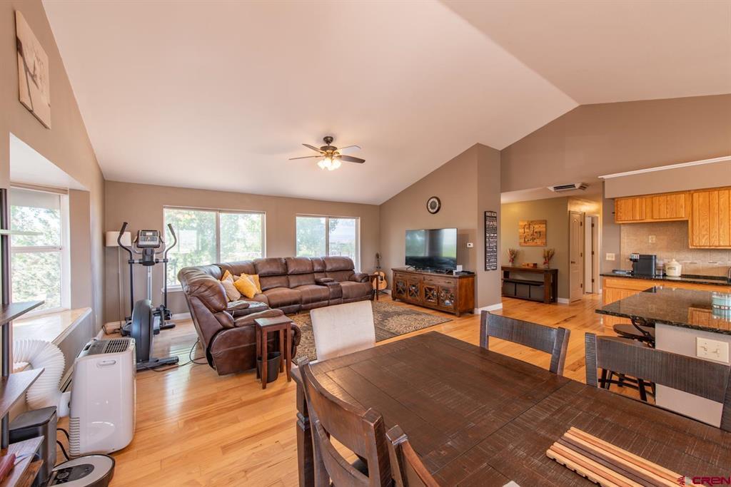 Austin, Colorado, 81410, United States, 4 Bedrooms Bedrooms, ,3 BathroomsBathrooms,Residential,For Sale,1976100