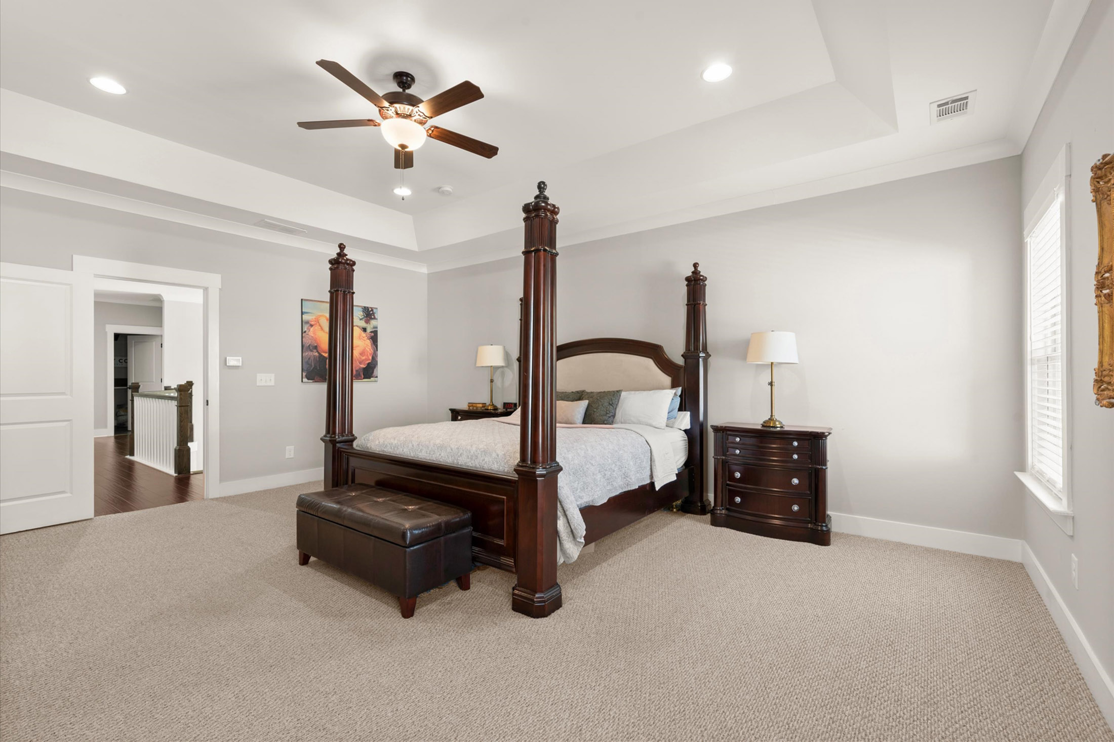  One-of-a-kind Home Offers an Exceptional Blend of Space, Style, and Upgrades - 物件實景