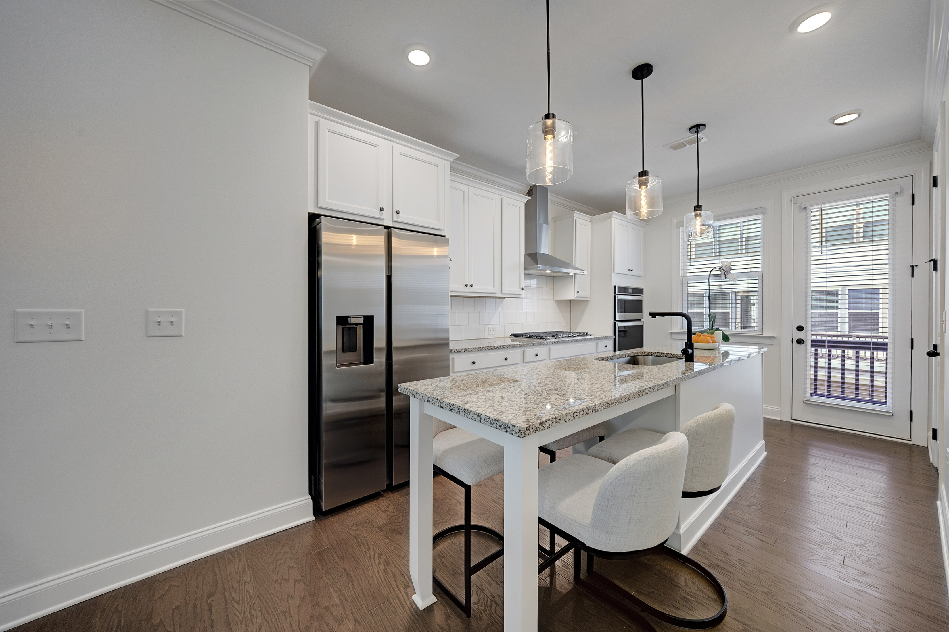  Beautifully Upgraded End Unit Townhome in the Heart of Vinings - 物件實景