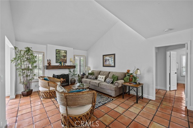 Mission Viejo, California, 92692, United States, 2 Bedrooms Bedrooms, ,2 BathroomsBathrooms,Residential,For Sale,2014026