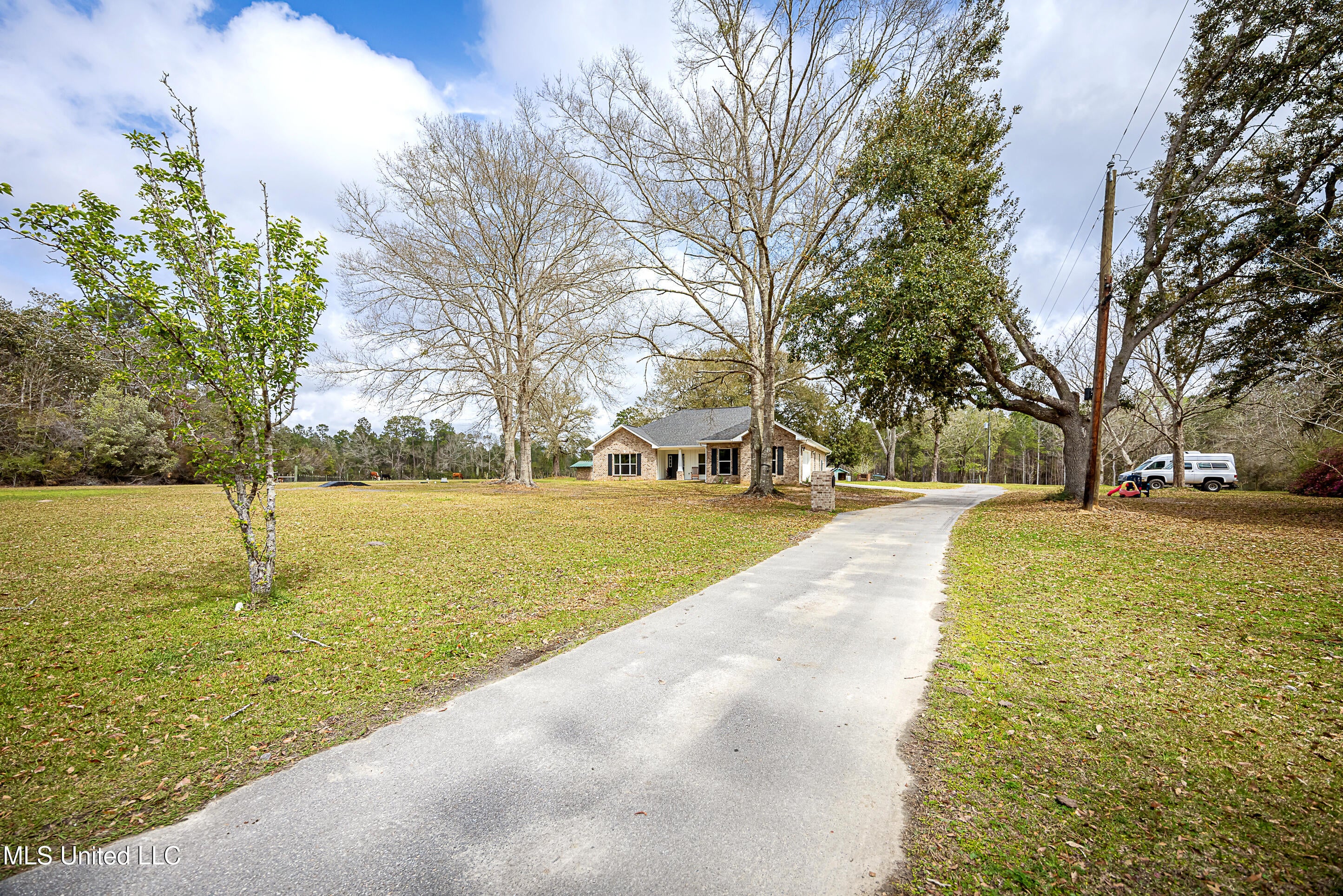 Vancleave, Mississippi, 39565, United States, 4 Bedrooms Bedrooms, ,2 BathroomsBathrooms,Residential,For Sale,1927401