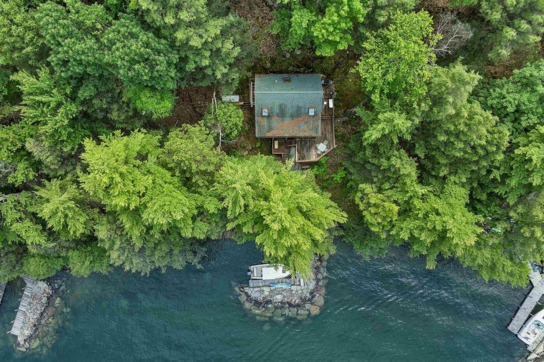  756 Rattlesnake Island - 物件實景