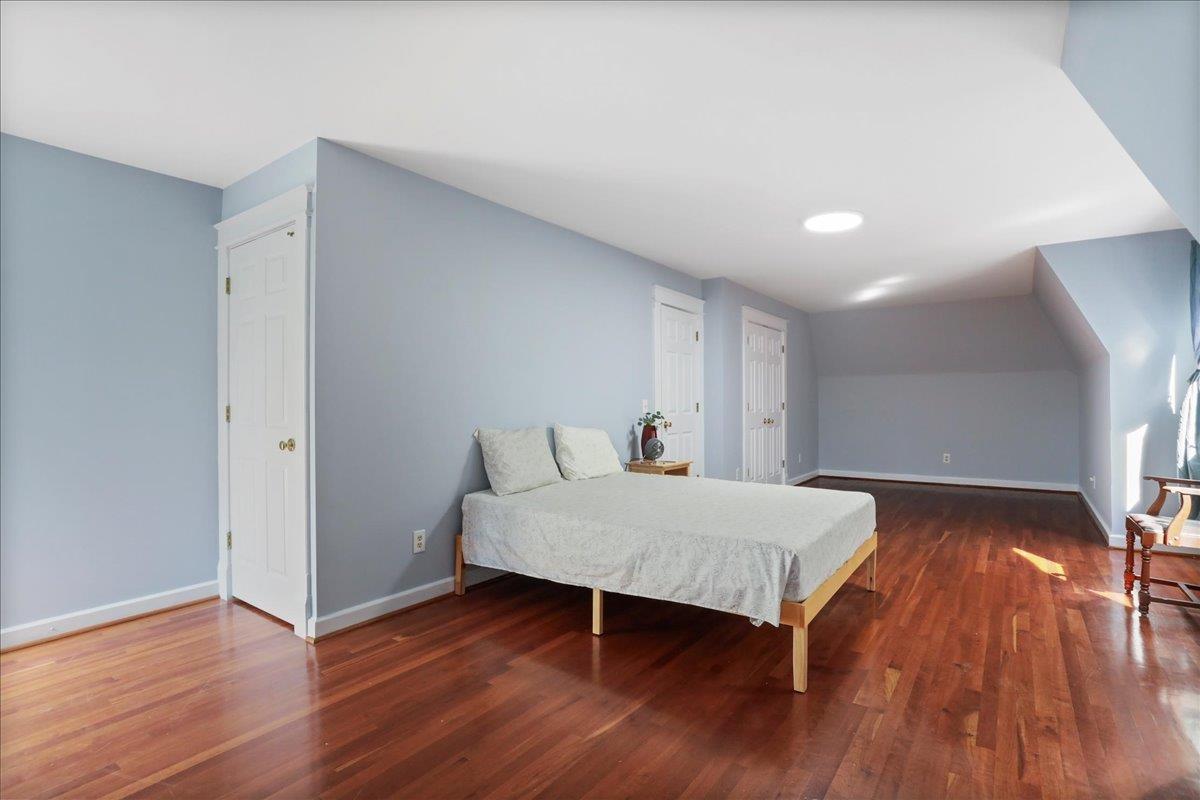 Mcgaheysville, Virginia, 22840, United States, 4 Bedrooms Bedrooms, ,4 BathroomsBathrooms,Residential,For Sale,1877155