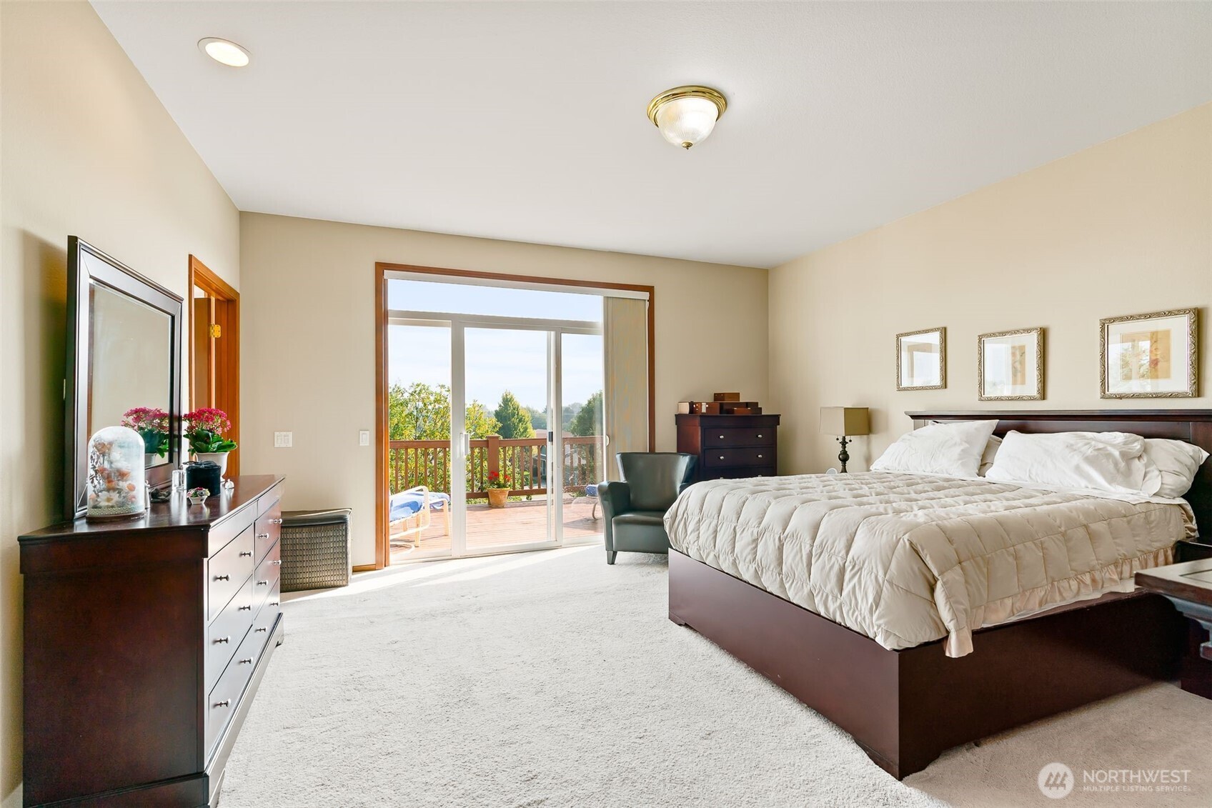 Ellensburg, Washington, 98926, United States, 4 Bedrooms Bedrooms, ,4 BathroomsBathrooms,Residential,For Sale,1983765