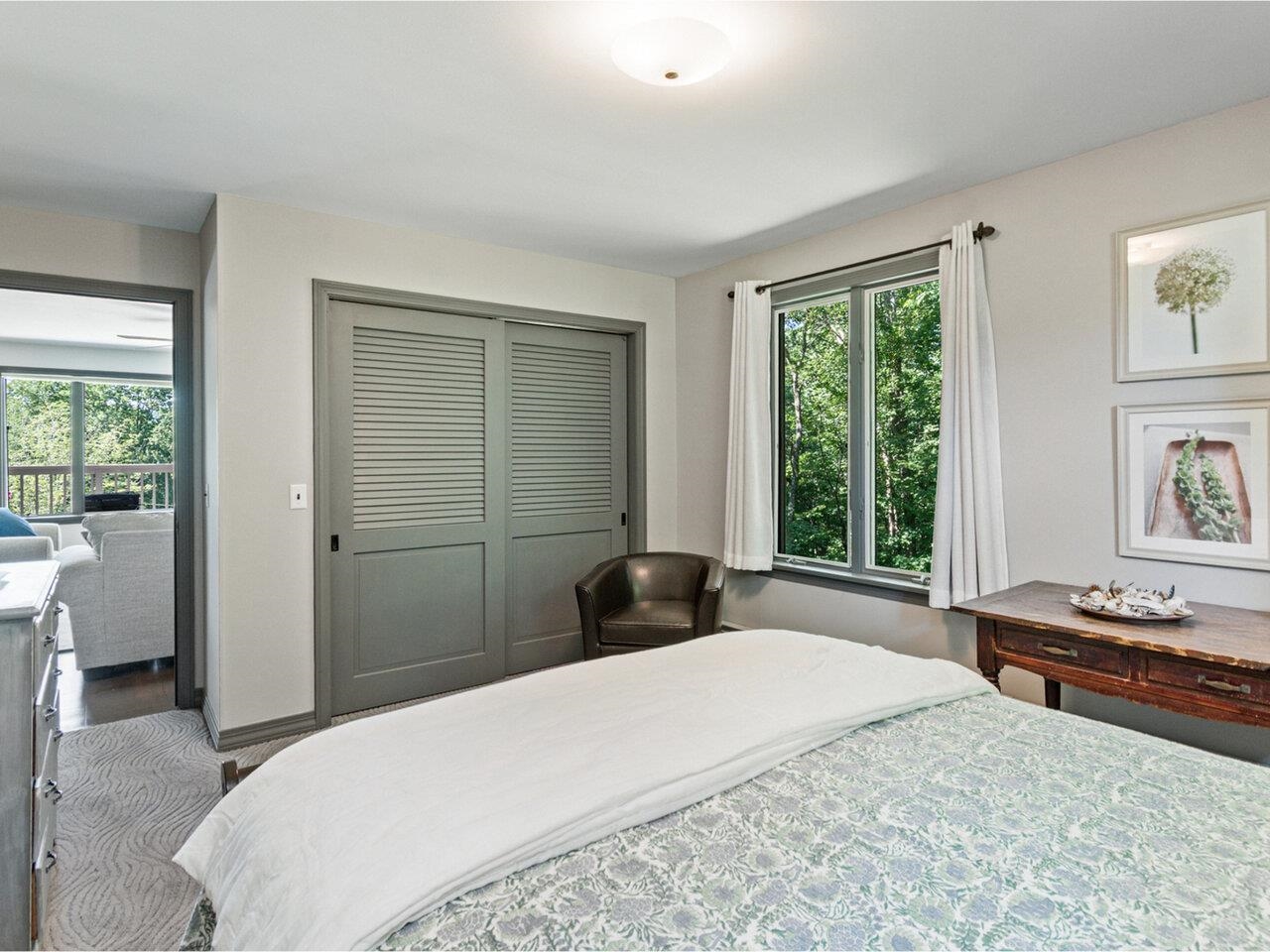 Waterbury, Vermont, 05676, United States, 2 Bedrooms Bedrooms, ,2 BathroomsBathrooms,Residential,For Sale,1938953