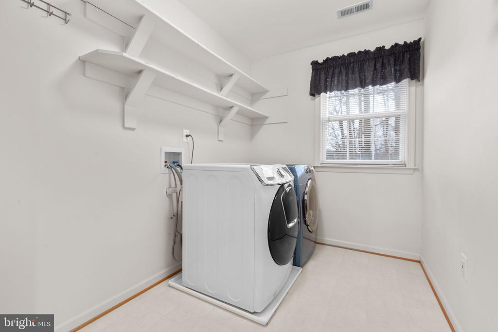 Stafford, Virginia, 22554, United States, 4 Bedrooms Bedrooms, ,4 BathroomsBathrooms,Residential,For Sale,2009309