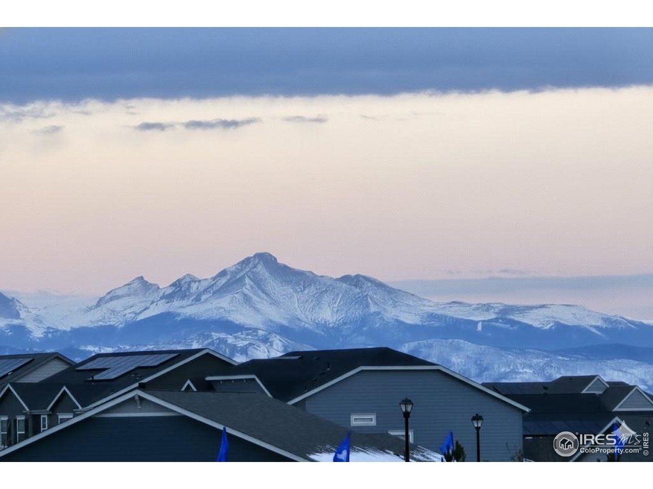 Thornton, Colorado, 80602, United States, 4 Bedrooms Bedrooms, ,4 BathroomsBathrooms,Residential,For Sale,1988981