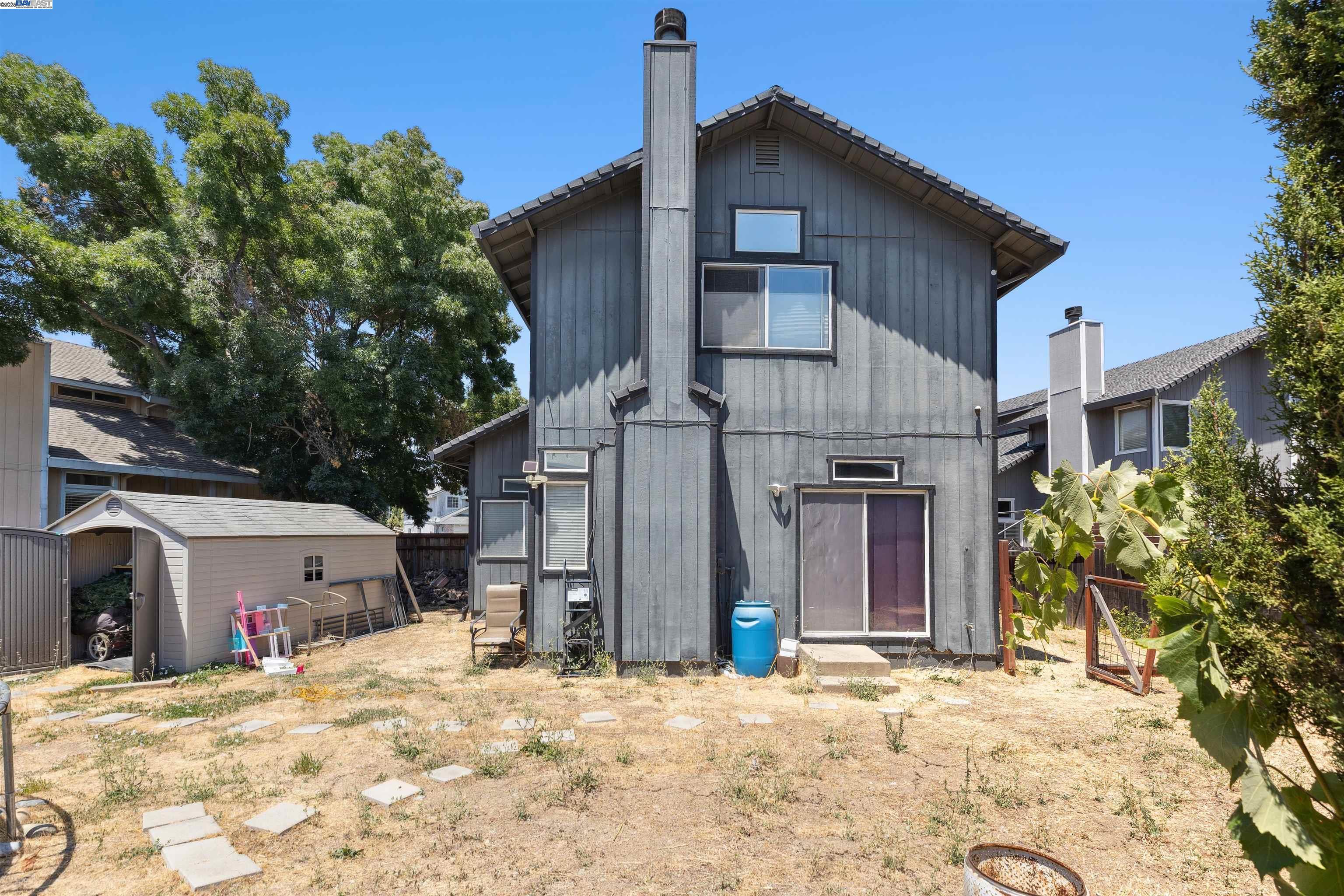 Vacaville, California, 95687, United States, 3 Bedrooms Bedrooms, ,3 BathroomsBathrooms,Residential,For Sale,1889705