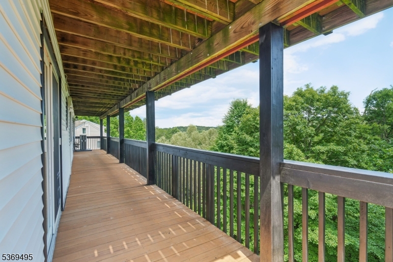 Kinnelon Boro, New Jersey, 07405, United States, 5 Bedrooms Bedrooms, ,4 BathroomsBathrooms,Residential,For Sale,1939062