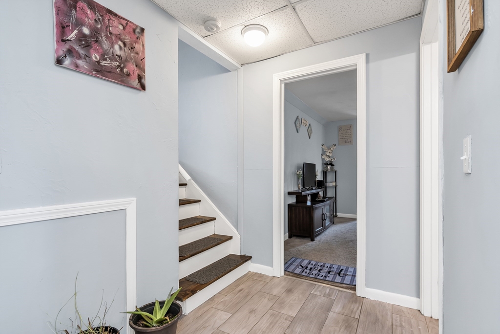 East Bridgewater, Massachusetts, 02333, United States, 3 Bedrooms Bedrooms, ,2 BathroomsBathrooms,Residential,For Sale,2009989