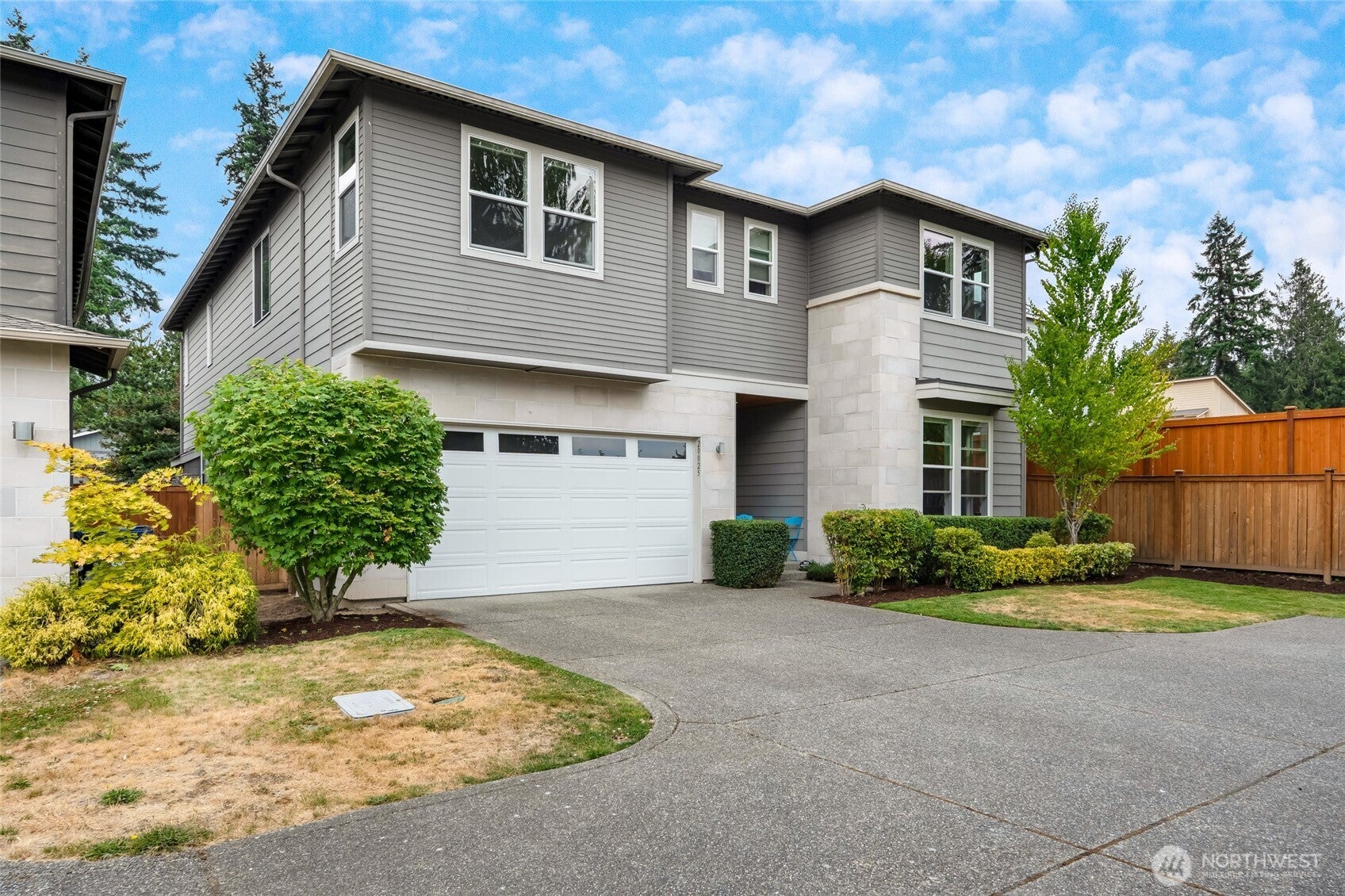 Bothell, Washington, 98012, United States, 4 Bedrooms Bedrooms, ,4 BathroomsBathrooms,Residential,For Sale,1909419