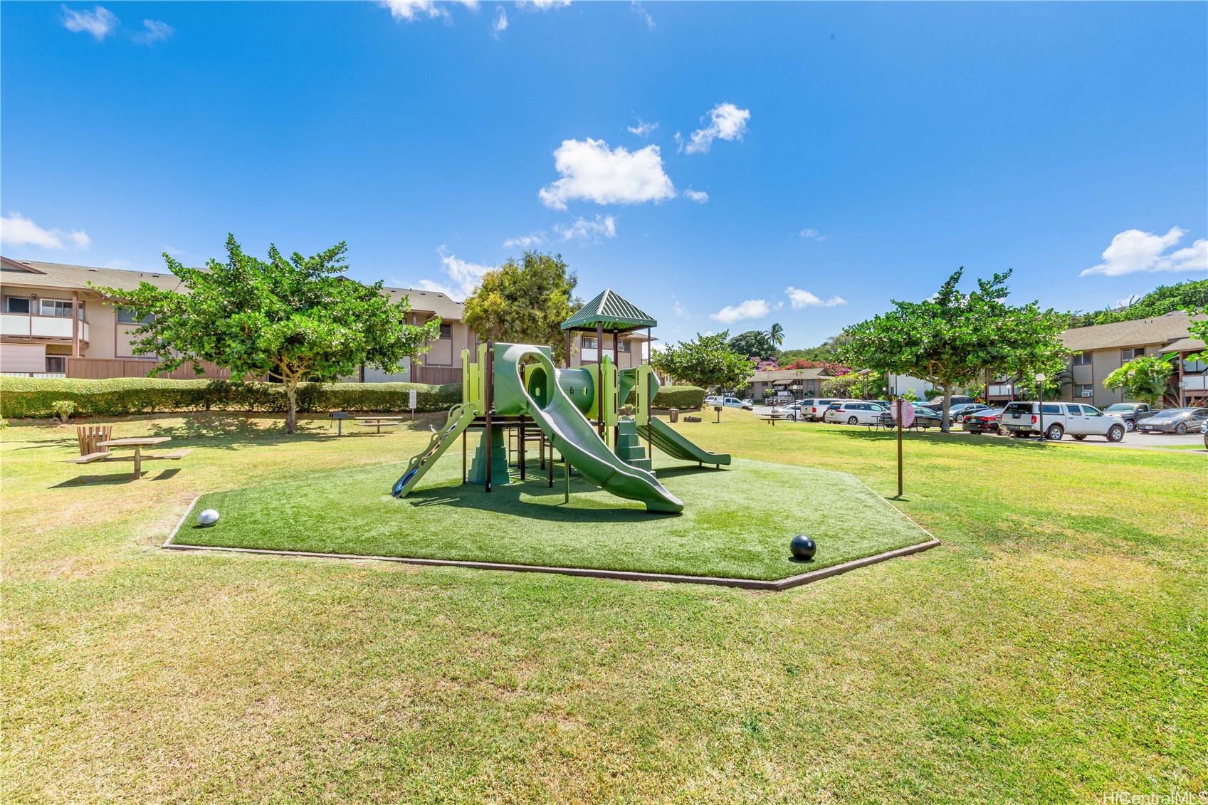 Honolulu, Hawaii, 96818, United States, 2 Bedrooms Bedrooms, ,2 BathroomsBathrooms,Residential,For Sale,1957209