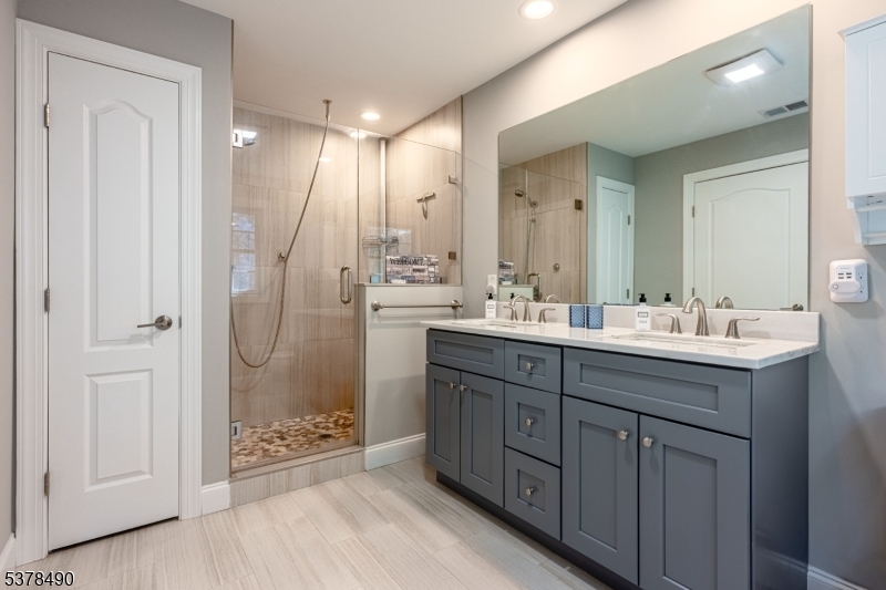 Butler Boro, New Jersey, 07405, United States, 3 Bedrooms Bedrooms, ,3 BathroomsBathrooms,Residential,For Sale,1926300