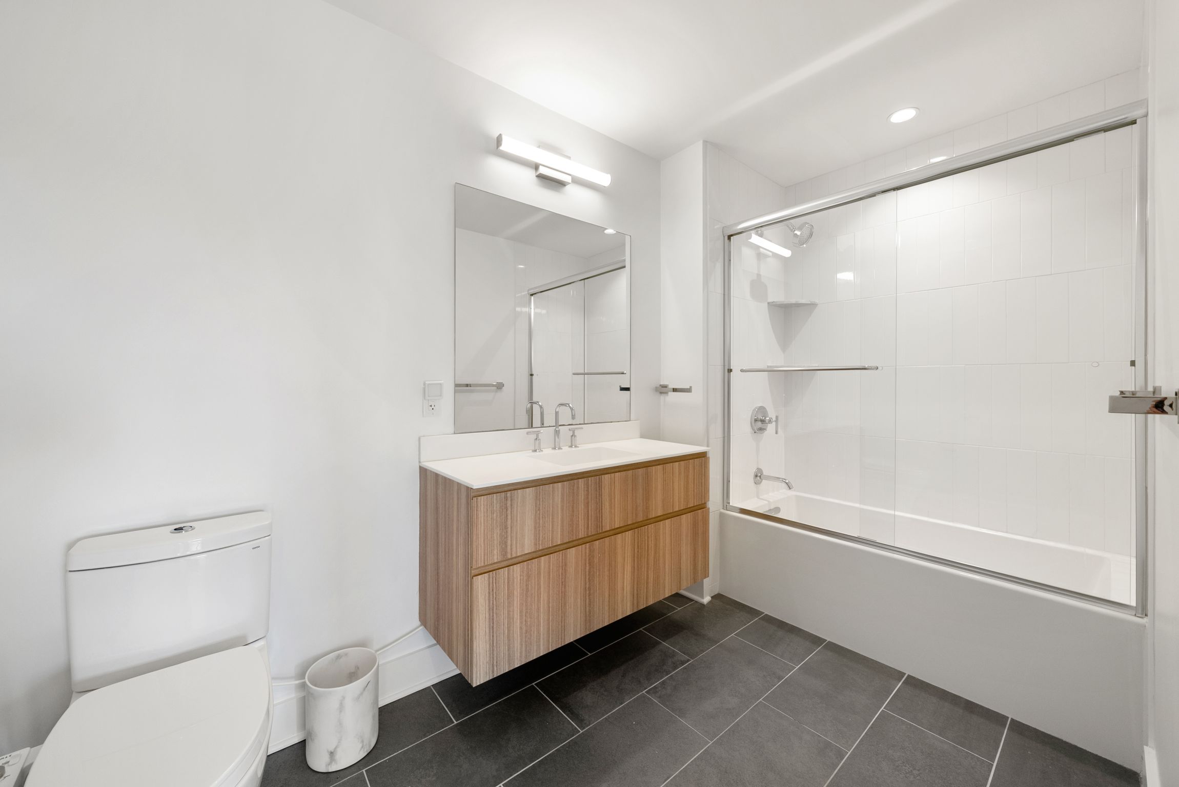  240 Salem Street, Unit 3B, Medford, MA, 02155 - 物件實景