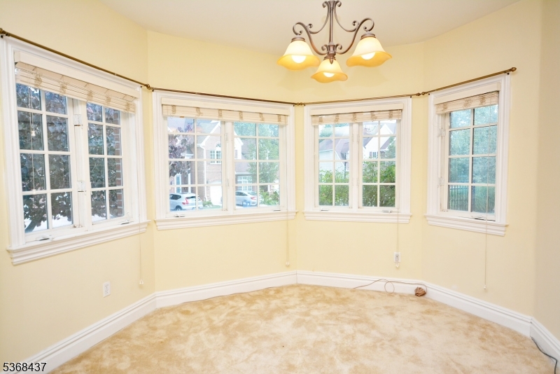 Watchung Boro, New Jersey, 07069, United States, 3 Bedrooms Bedrooms, ,3 BathroomsBathrooms,Residential,For Sale,1883486