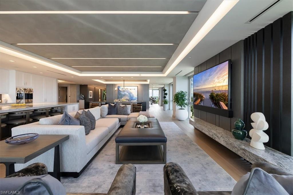 Naples, Florida, 34108, United States, 5 Bedrooms Bedrooms, ,5 BathroomsBathrooms,Residential,For Sale,1960565