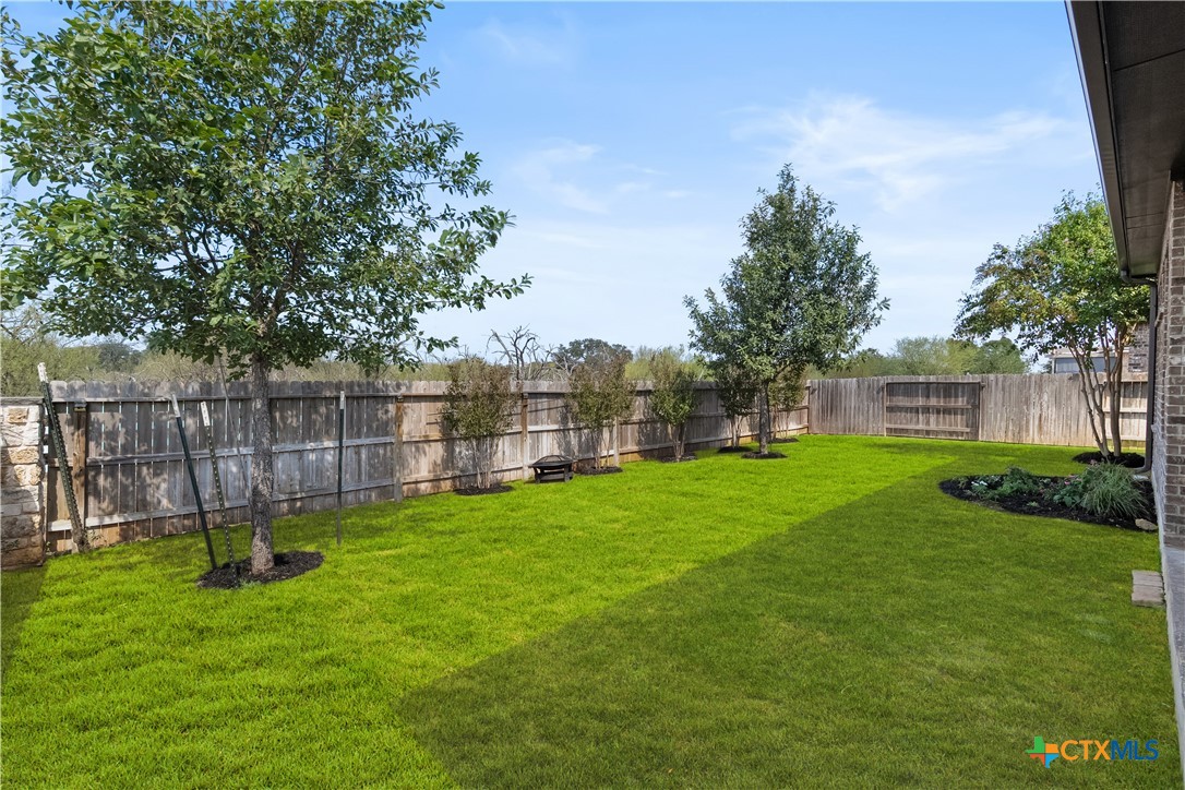 San Marcos, Texas, 78666, United States, 4 Bedrooms Bedrooms, ,4 BathroomsBathrooms,Residential,For Sale,1961240