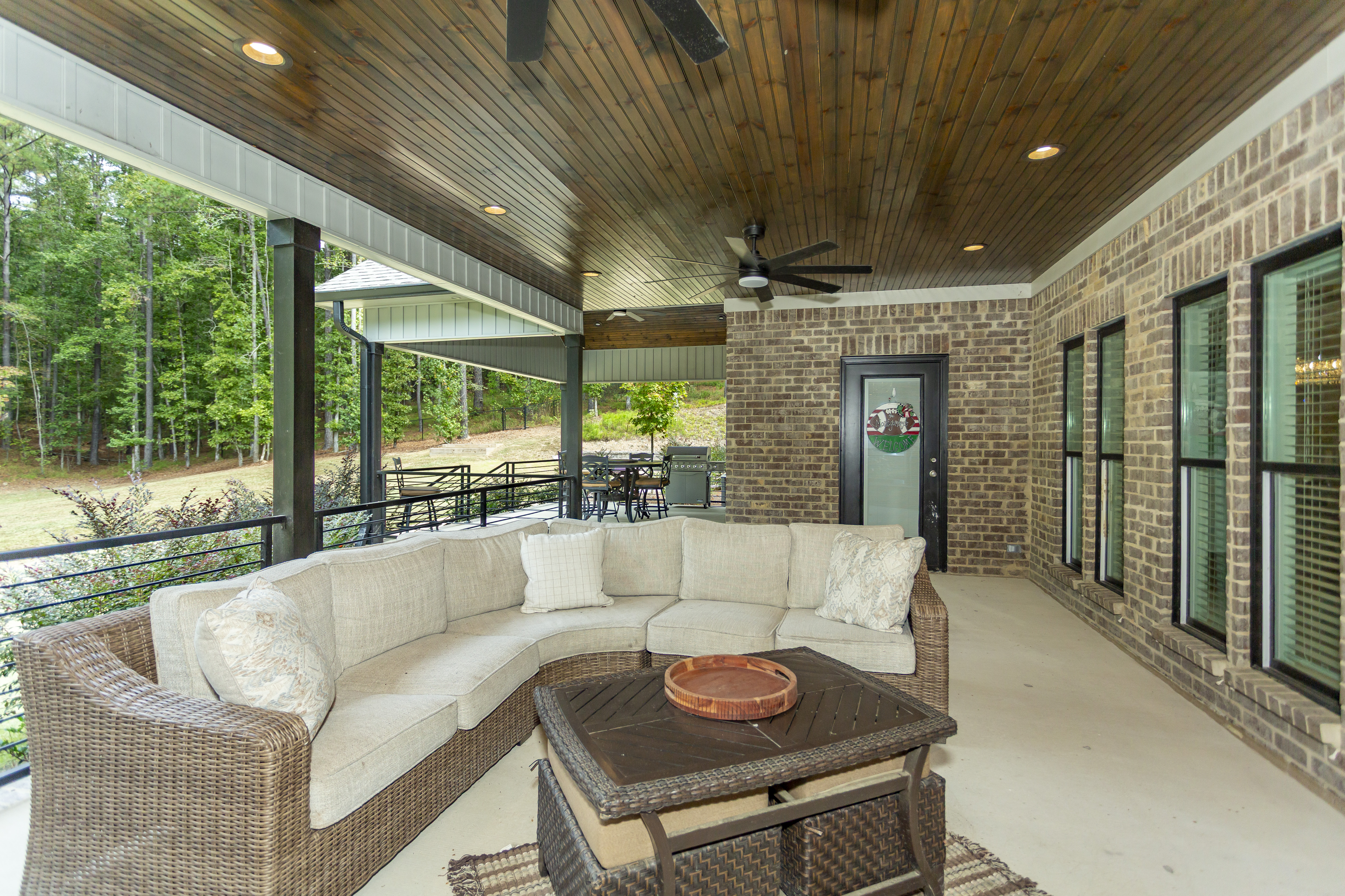 Helena, Alabama, 35080, United States, 5 Bedrooms Bedrooms, ,5 BathroomsBathrooms,Residential,For Sale,1979427