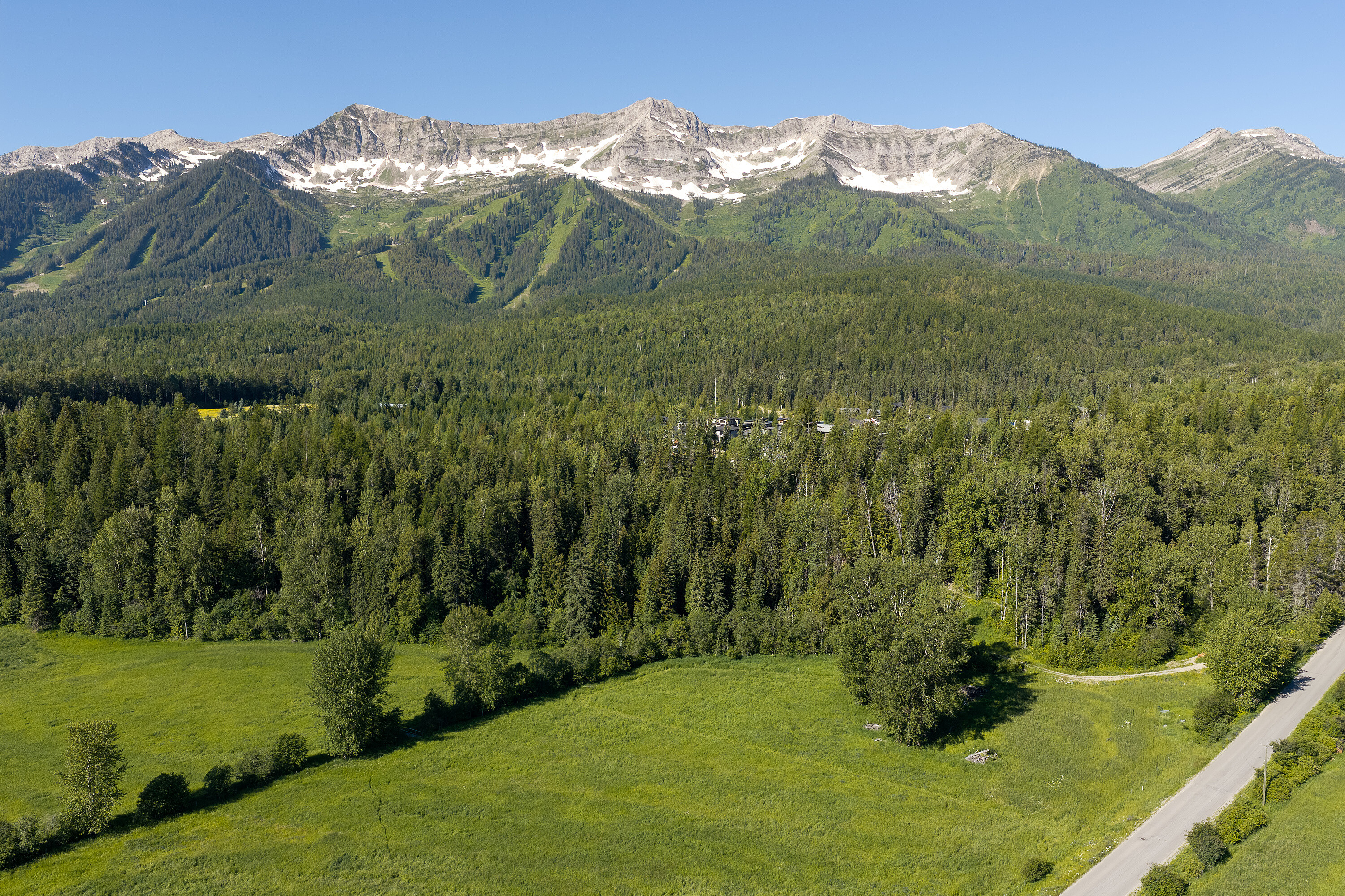  Fernie Acreage - 物件實景