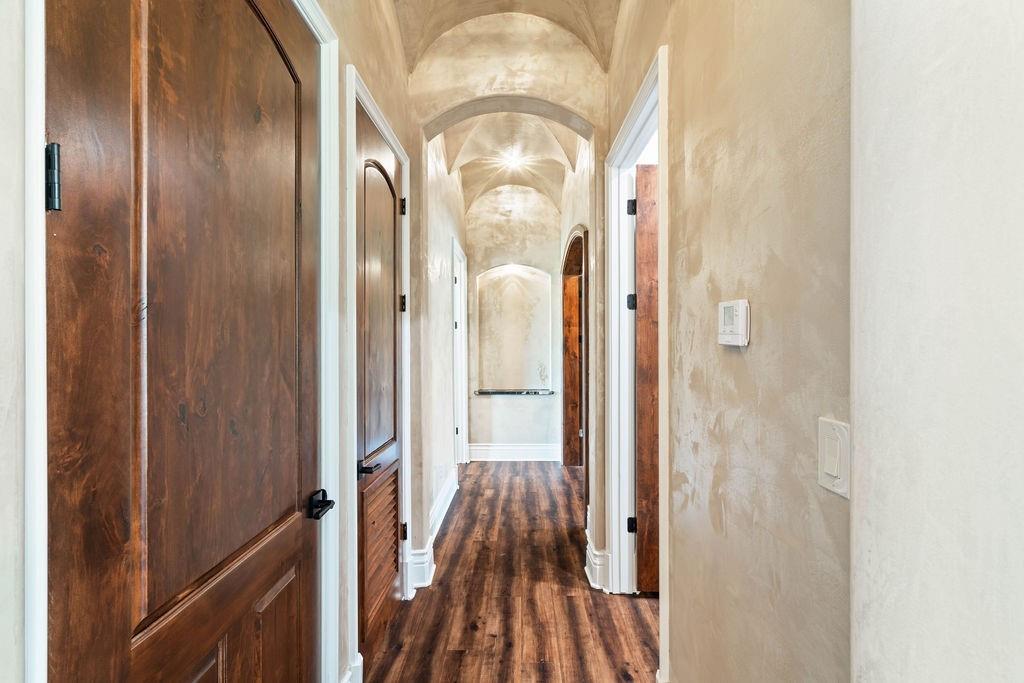 Beeville, Texas, 78102, United States, 4 Bedrooms Bedrooms, ,3 BathroomsBathrooms,Residential,For Sale,1857883