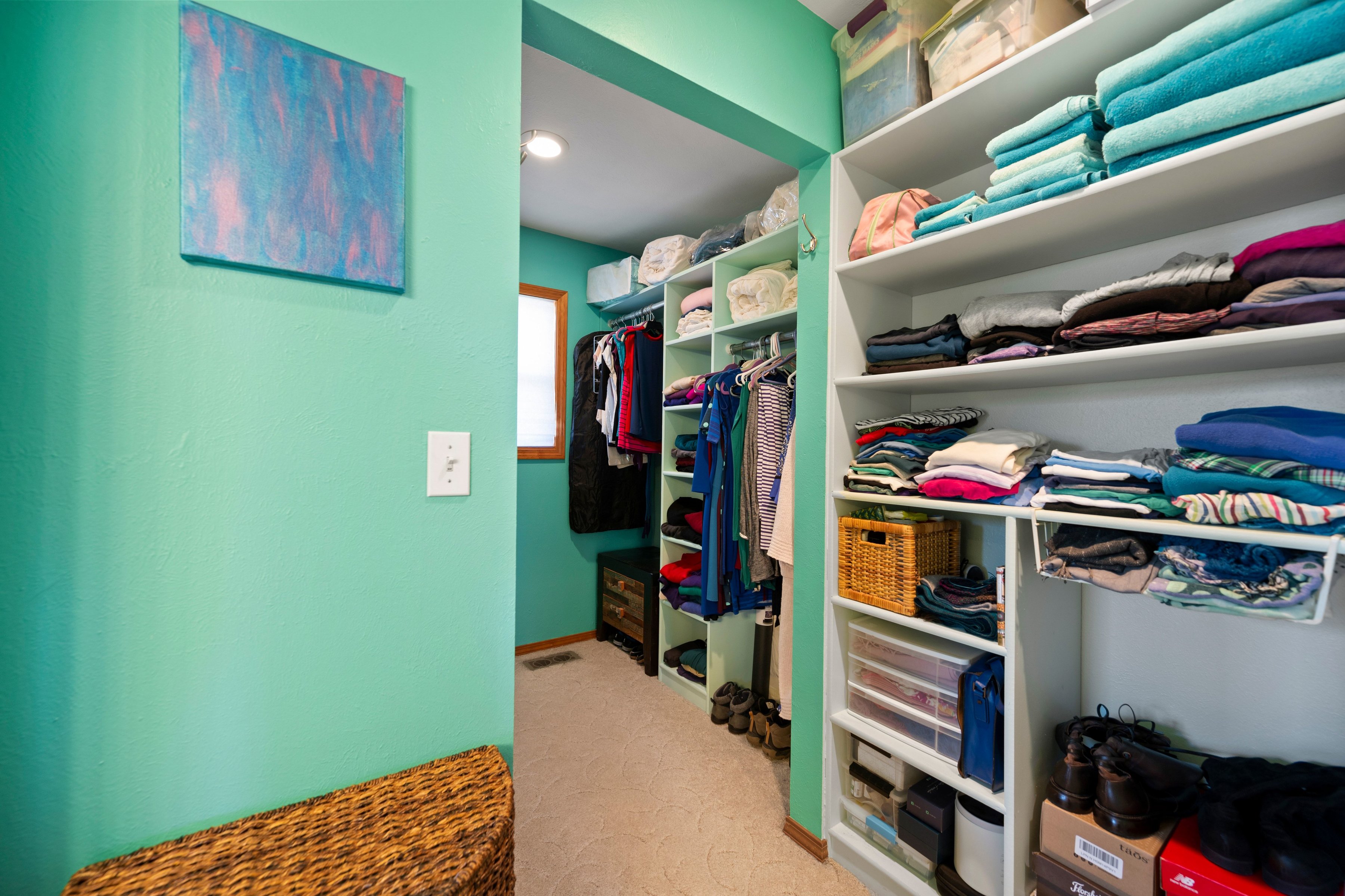  Timeless Mid-Century Design with Sunroom Living and Garden Oasis - 物件實景