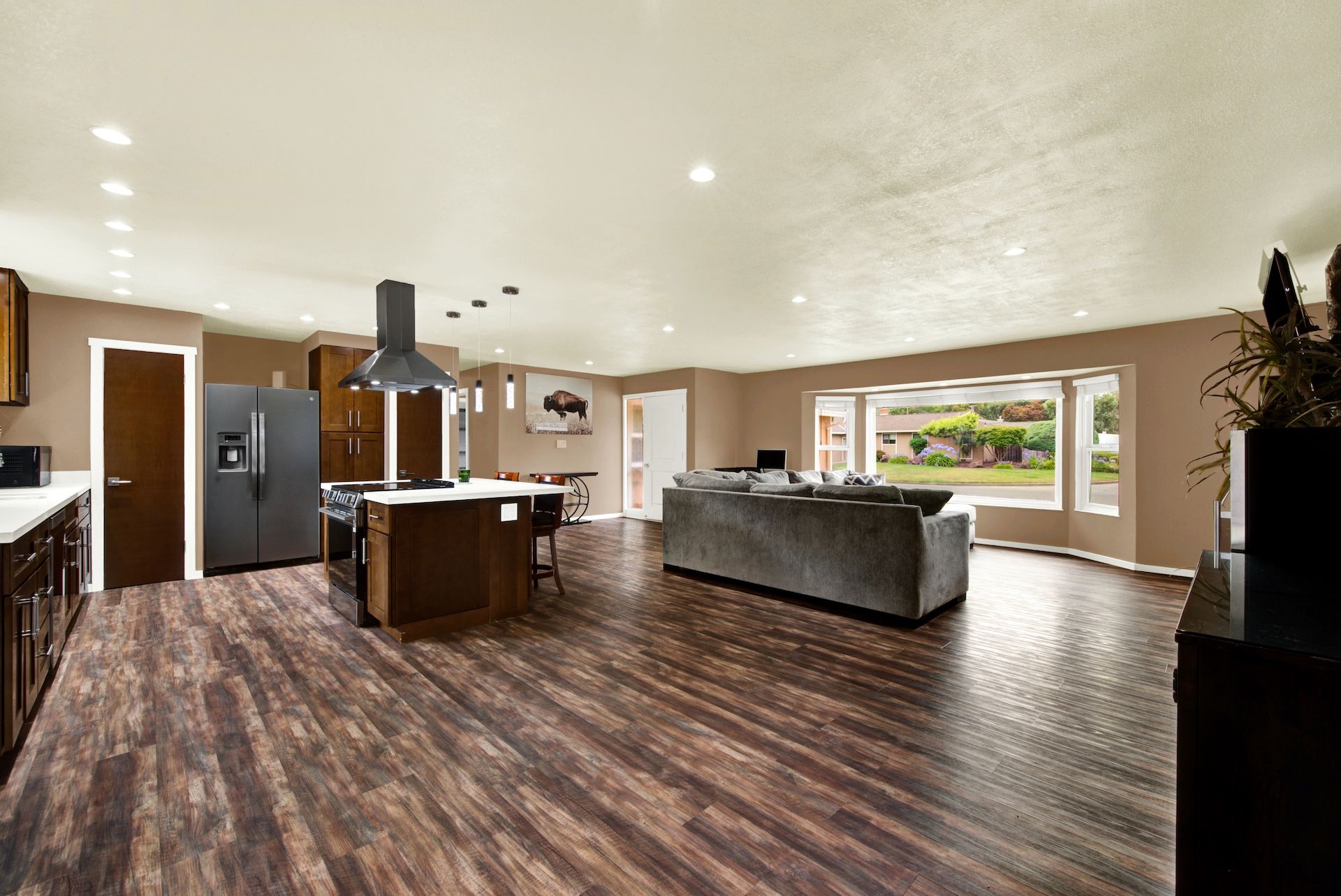  Wonderfully Updated Browns Valley Home - 物件實景