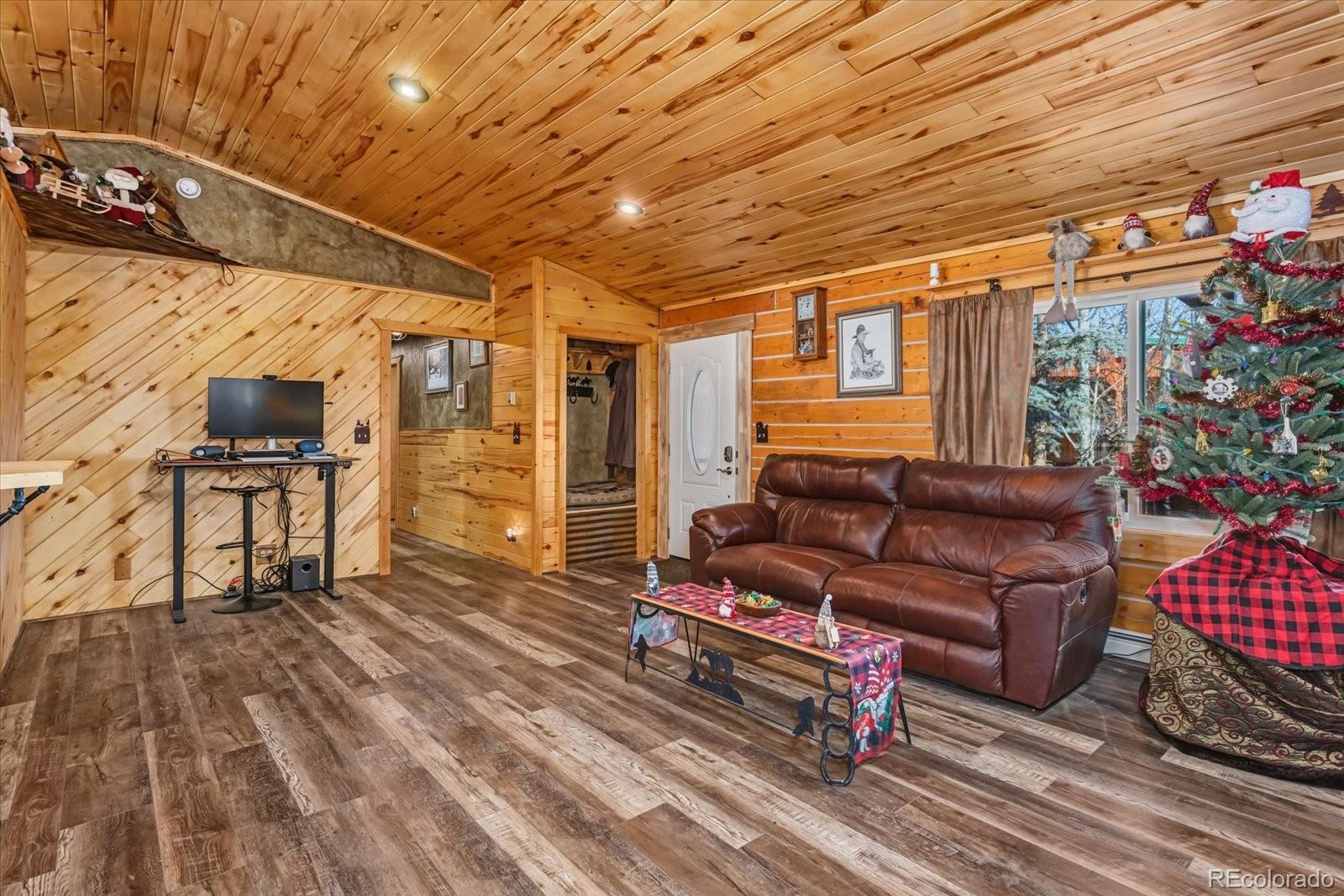 Salida, Colorado, 81201, United States, 3 Bedrooms Bedrooms, ,1 BathroomBathrooms,Residential,For Sale,2005334