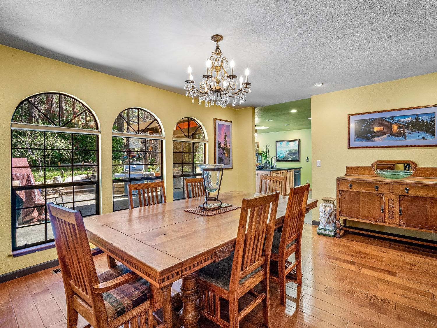 Nevada City, California, 95959, United States, 3 Bedrooms Bedrooms, ,3 BathroomsBathrooms,Residential,For Sale,1945021