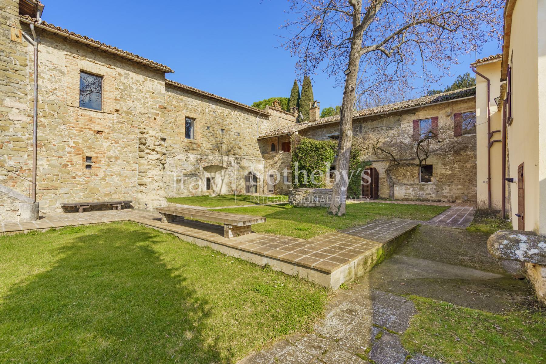  Historic residence built on an ancient monastery - 物件實景