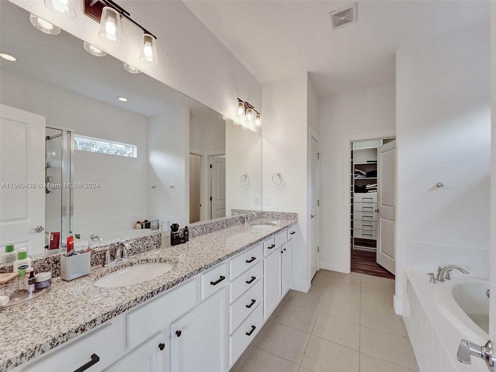 4334 Large Leaf Ln, Hollywood, Florida, 33021, United States, 6 Bedrooms Bedrooms, ,4 BathroomsBathrooms,Residential,For Sale,4334 Large Leaf Ln,1500872