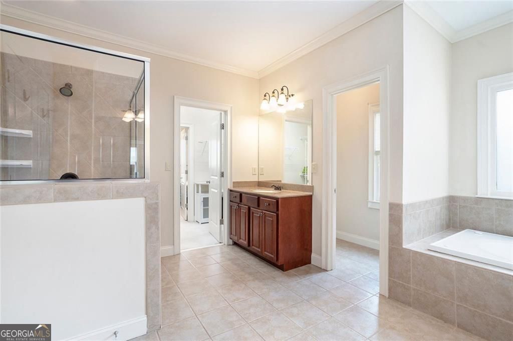 Smyrna, Georgia, 30082, United States, 4 Bedrooms Bedrooms, ,3 BathroomsBathrooms,Residential,For Sale,1899932