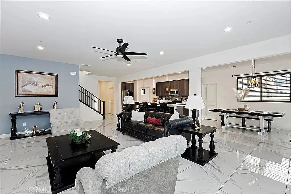 Victorville, California, 92392, United States, 5 Bedrooms Bedrooms, ,4 BathroomsBathrooms,Residential,For Sale,1984455