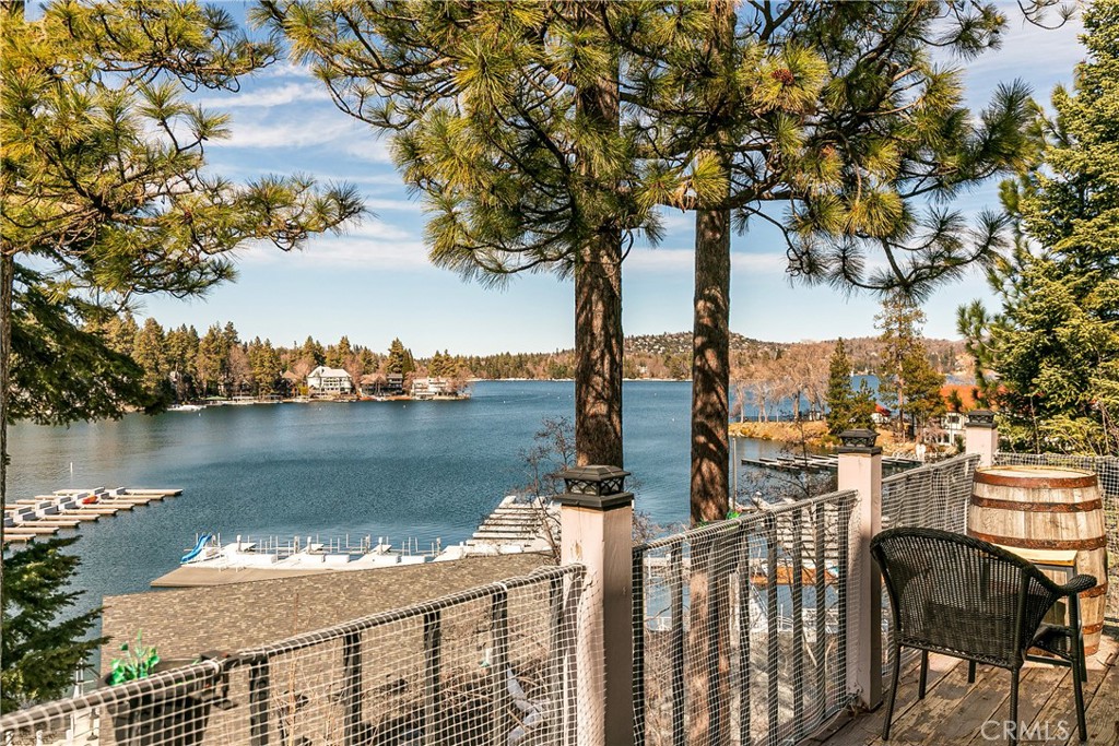 Lake Arrowhead, California, 92352, United States, 3 Bedrooms Bedrooms, ,3 BathroomsBathrooms,Residential,For Sale,1950865